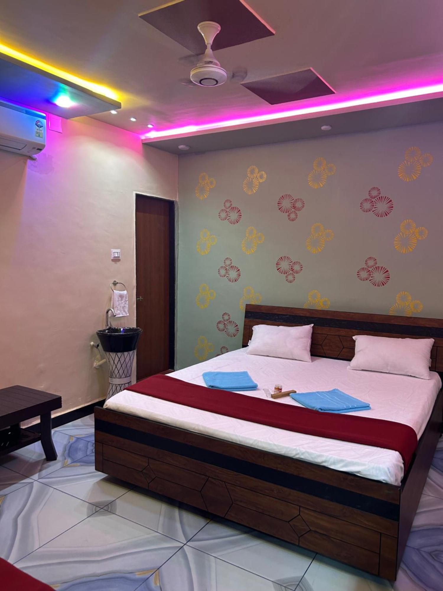 Kamdhenu Home Stay Garudeshwar Εξωτερικό φωτογραφία